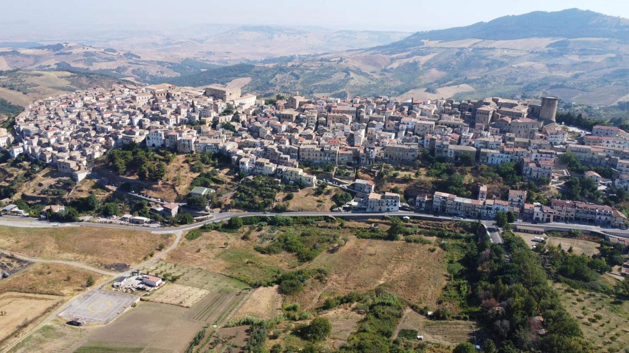 Comfort, Parcheggio E Balcone Su Tricarico In Basilicata, Io Sono Qui מראה חיצוני תמונה