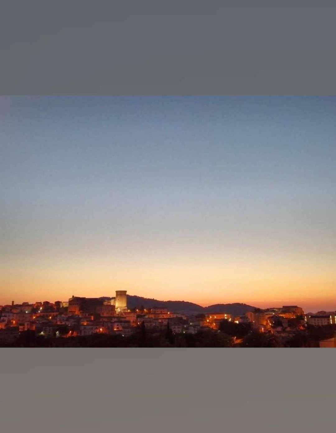 Comfort, Parcheggio E Balcone Su Tricarico In Basilicata, Io Sono Qui מראה חיצוני תמונה