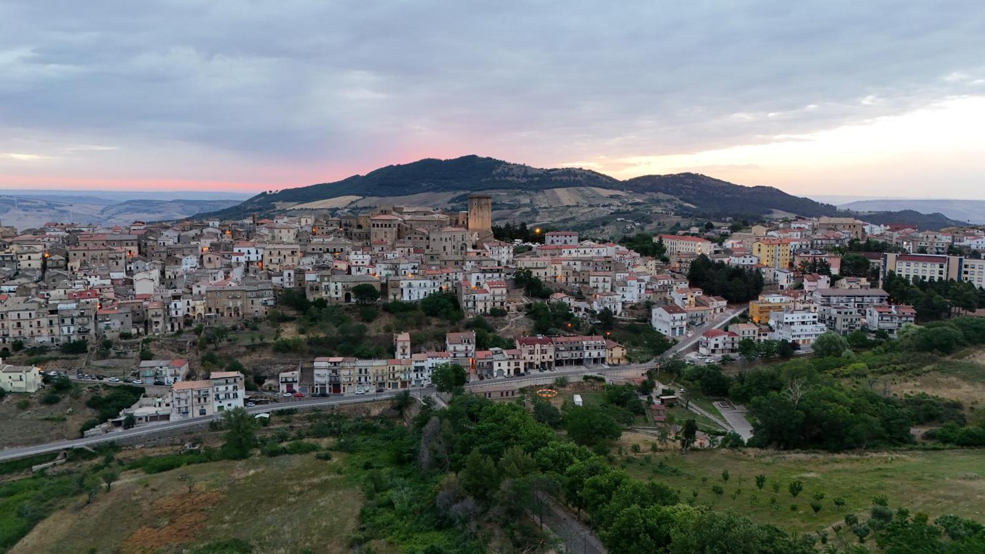Comfort, Parcheggio E Balcone Su Tricarico In Basilicata, Io Sono Qui מראה חיצוני תמונה